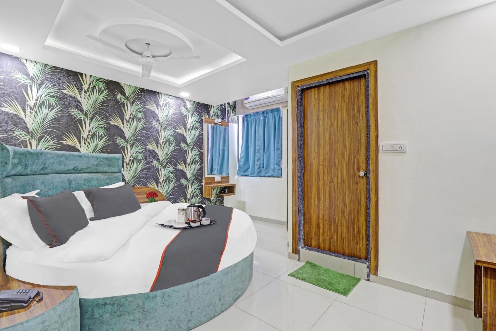 Hotel O Hill View Vadodara Bagian luar foto