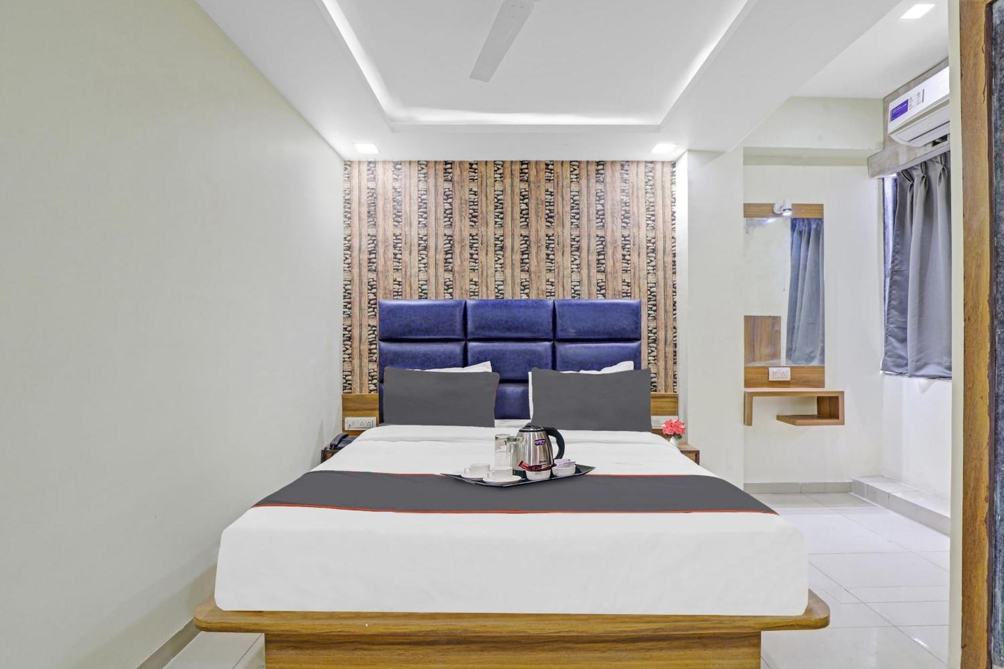 Hotel O Hill View Vadodara Bagian luar foto